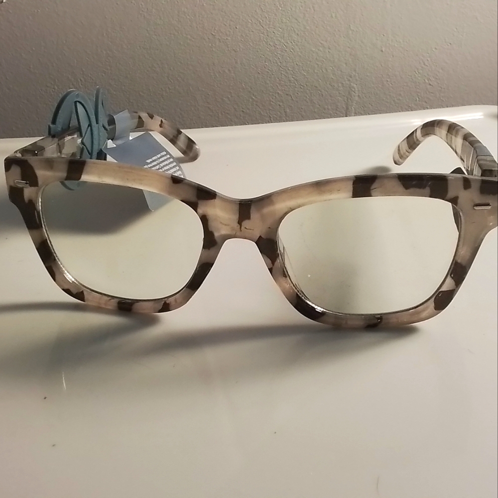 Fashion glasses
